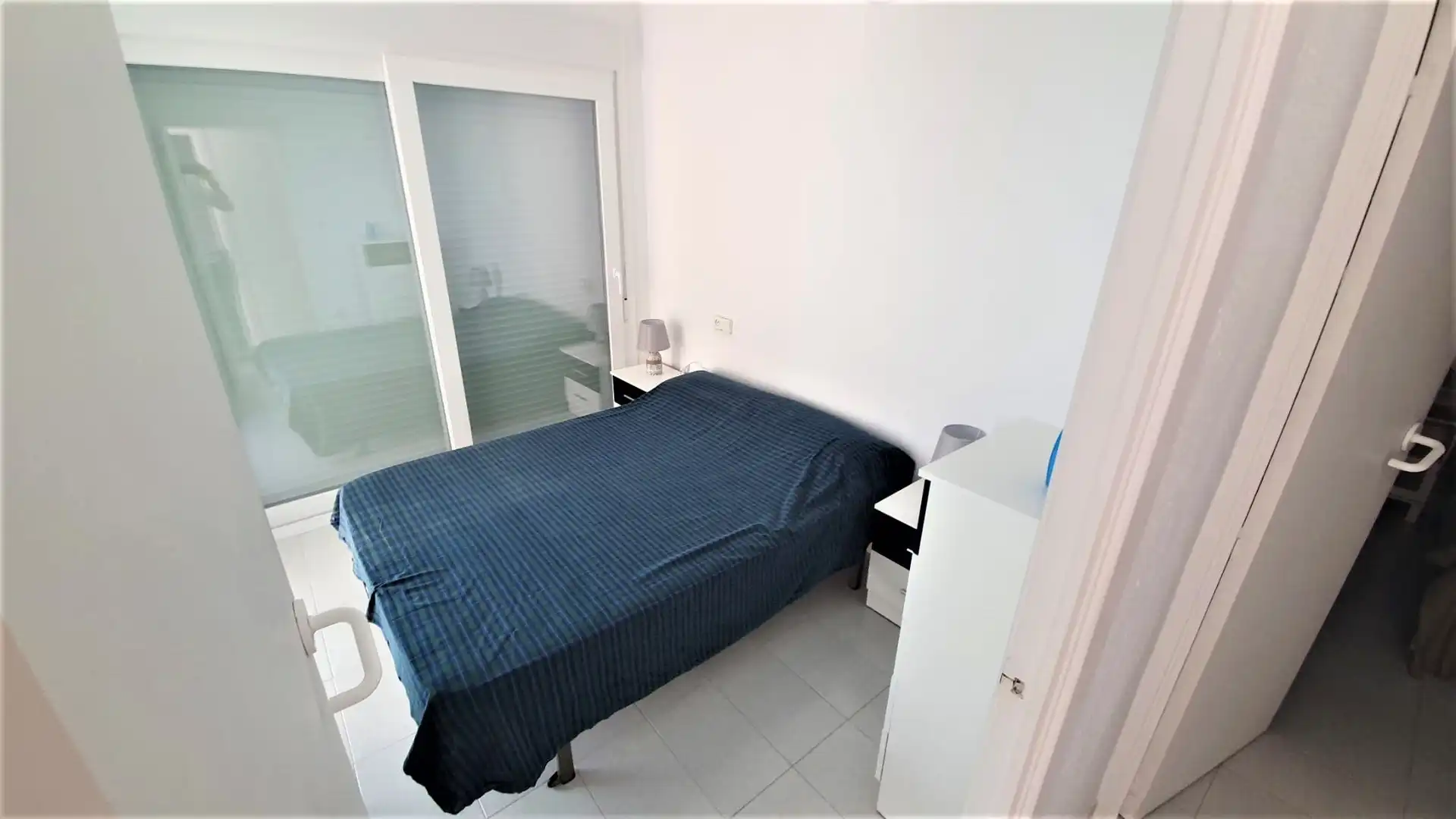 Schlafzimmer von Wohnung zur Miete in Santa Pola mit Möbliert, Waschmaschine und Mikrowelle