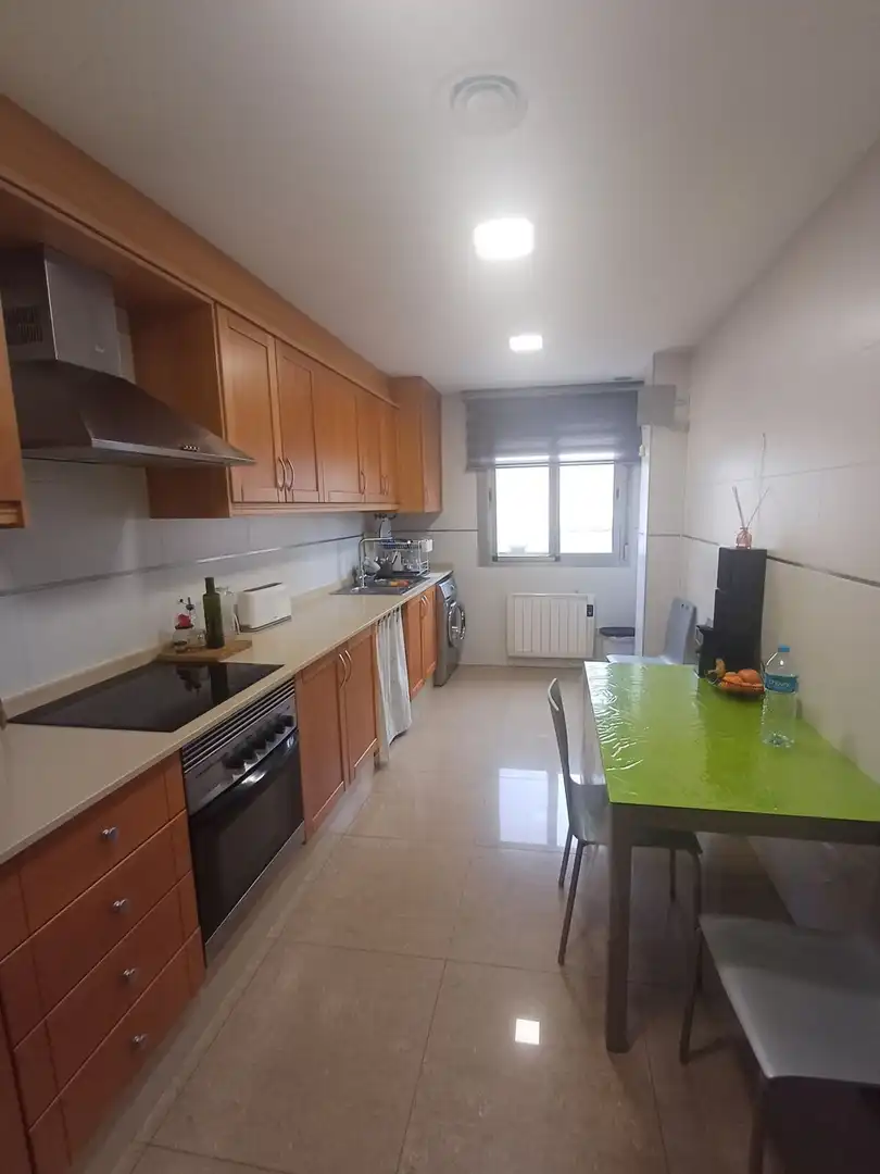 Cocina de Piso en venta en Villar del Arzobispo
