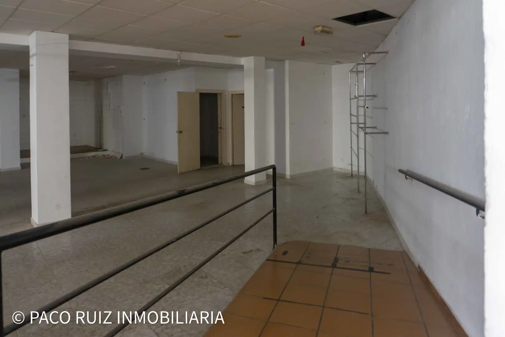 Gewerbefläche zum Verkauf in Calle Alvarez de Sotomayor 54, imagen 15