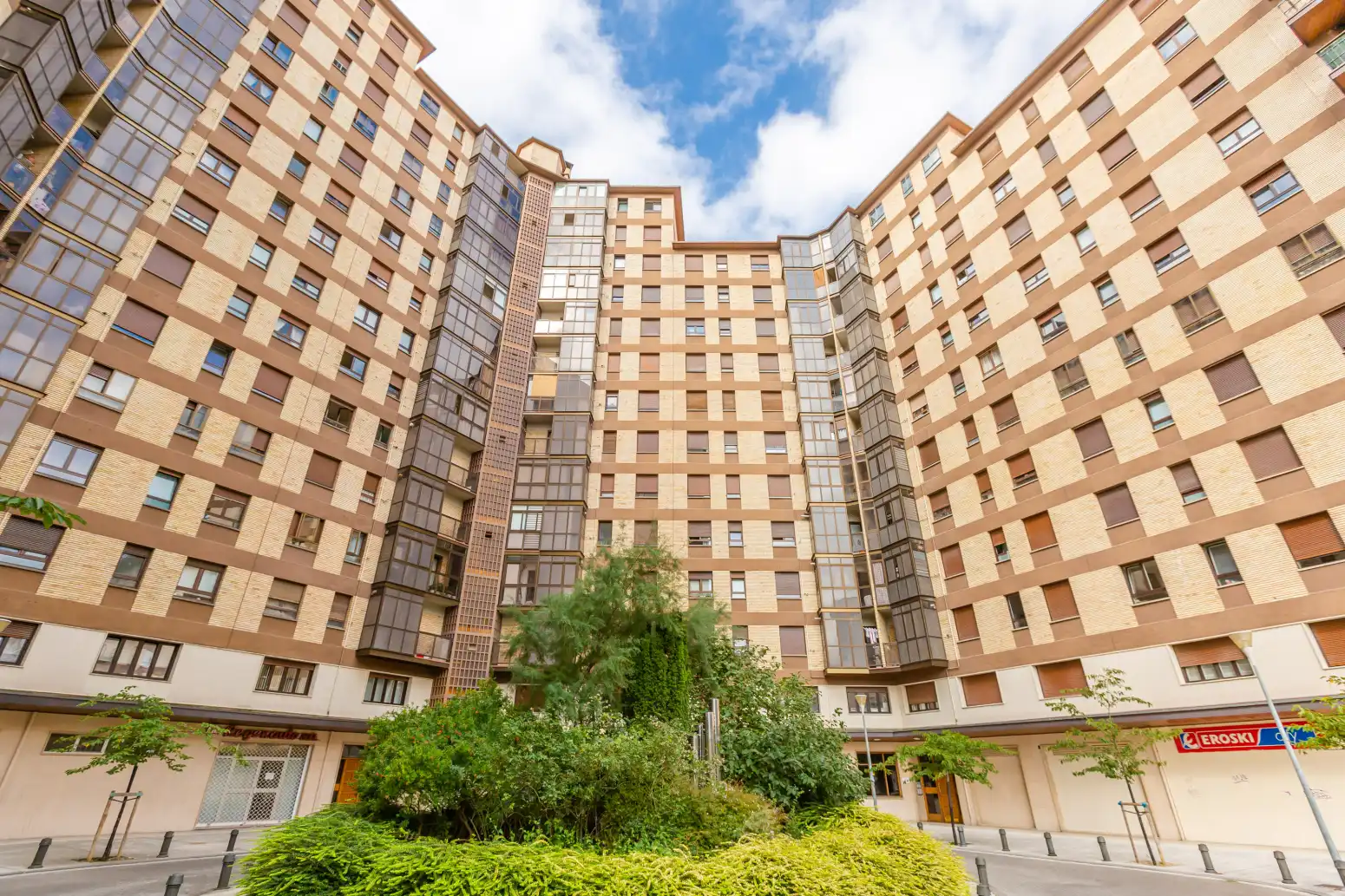 Exterior view of Flat for sale in  Pamplona / Iruña  with Heating, Parquet flooring and Terrace