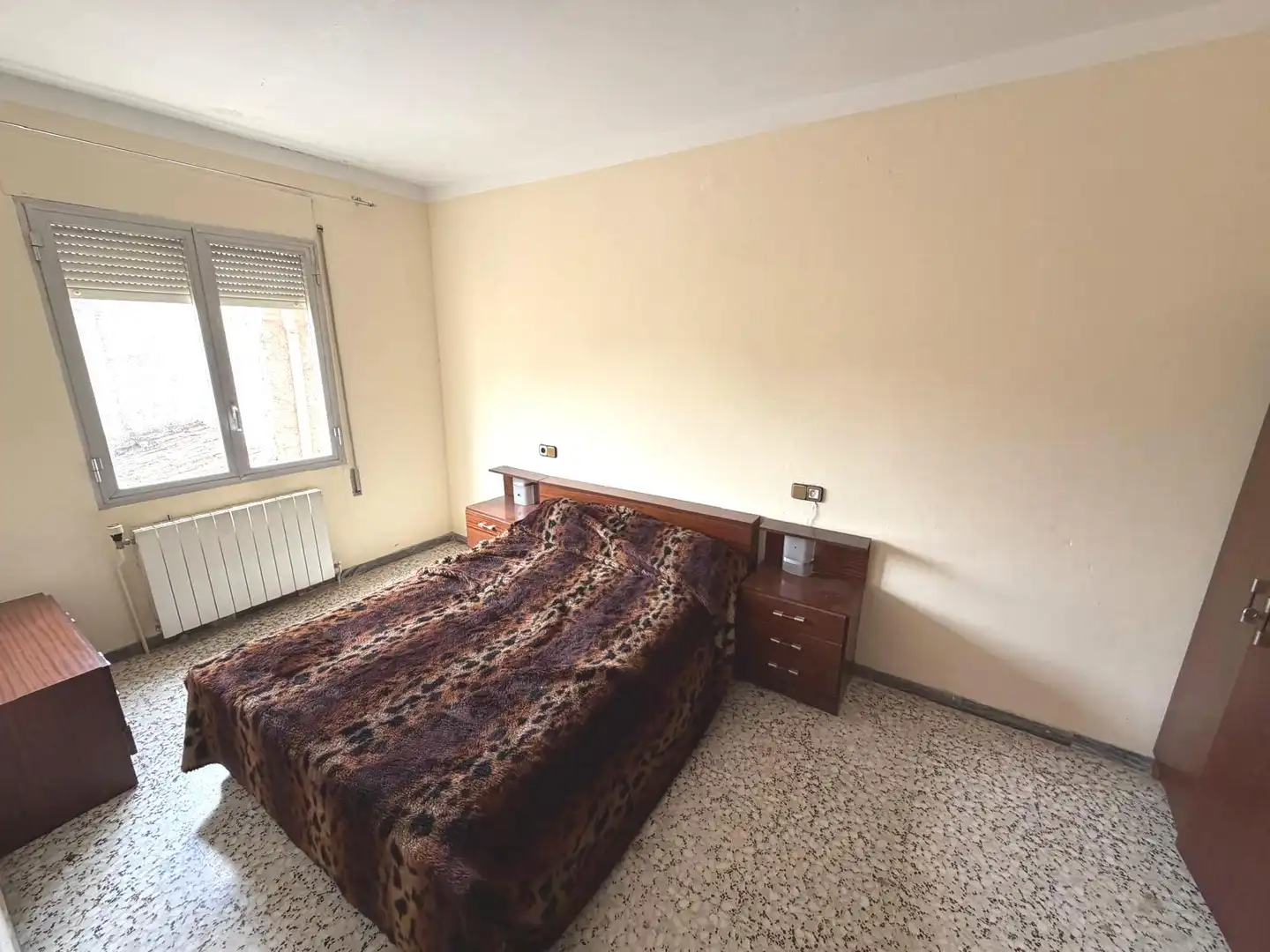 Dormitori de Casa o xalet en venda en Tamarite de Litera amb Calefacció, Jardí privat i Terrassa
