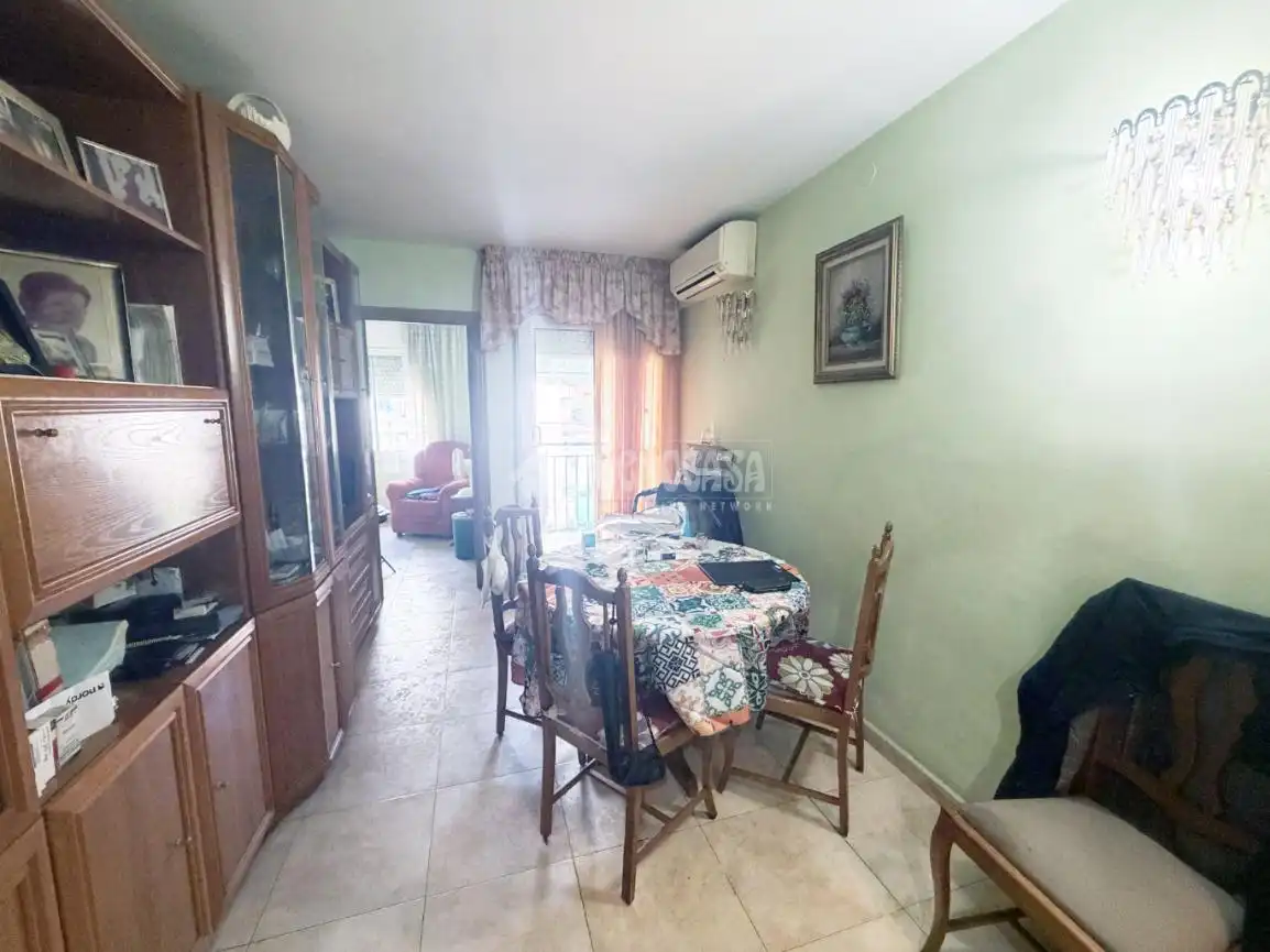 Comedor de Piso en venta en Barcelona