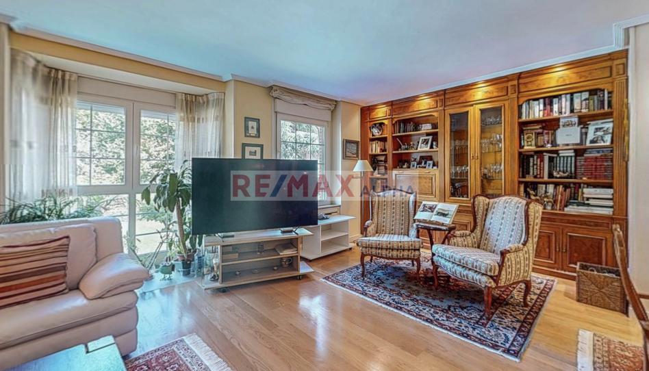 Foto 1 de Pis en venda a Calle de Antonio Larrazábal, 19, Conde Orgaz - Piovera, Madrid