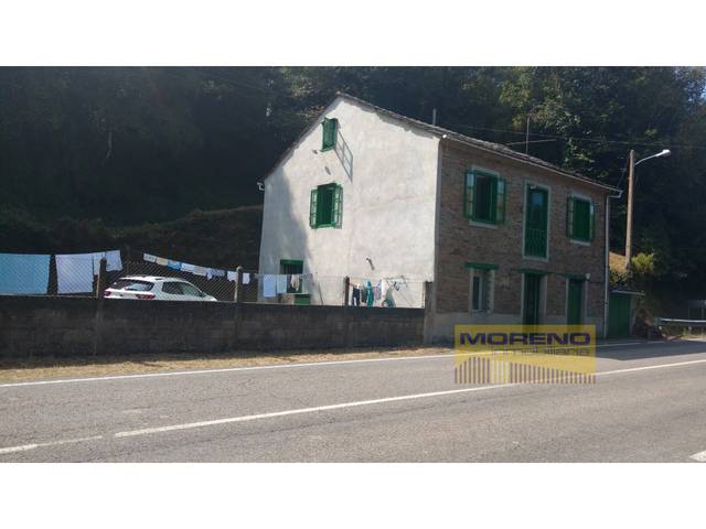 Finca rústica en Venta en Samos