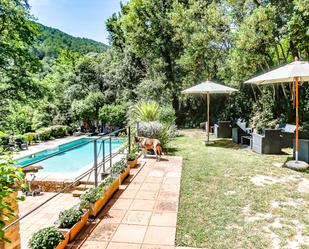 Jardí de Finca rústica en venda en Banyoles amb Calefacció, Terrassa i Piscina