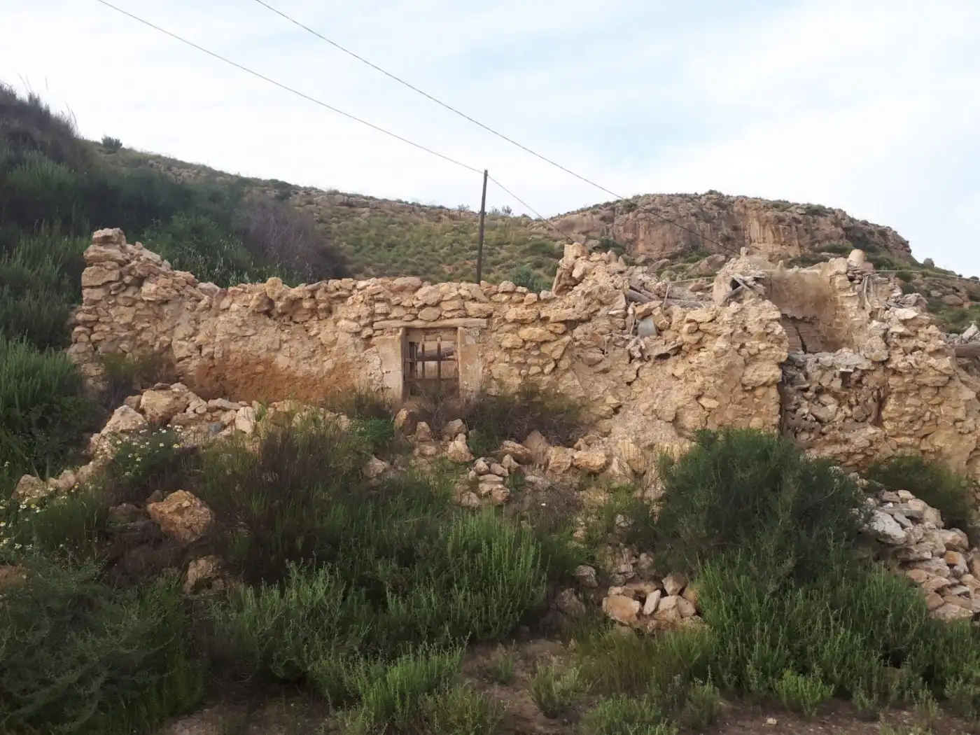 Finca rústica en venda en Urrácal