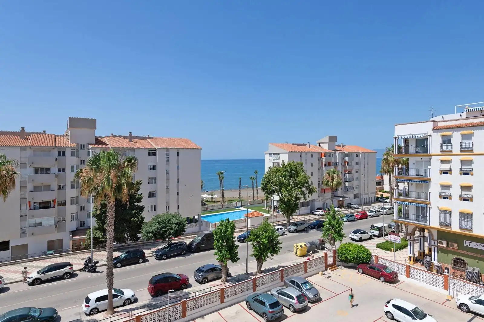 Vista exterior de Piso en venta en Rincón de la Victoria con Aire acondicionado, Terraza y Balcón