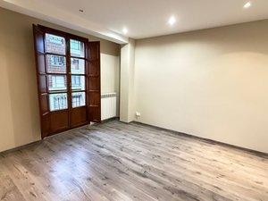 Foto 2 de Apartament de lloguer a Avenida Manuel Llaneza, Llano, Gijón