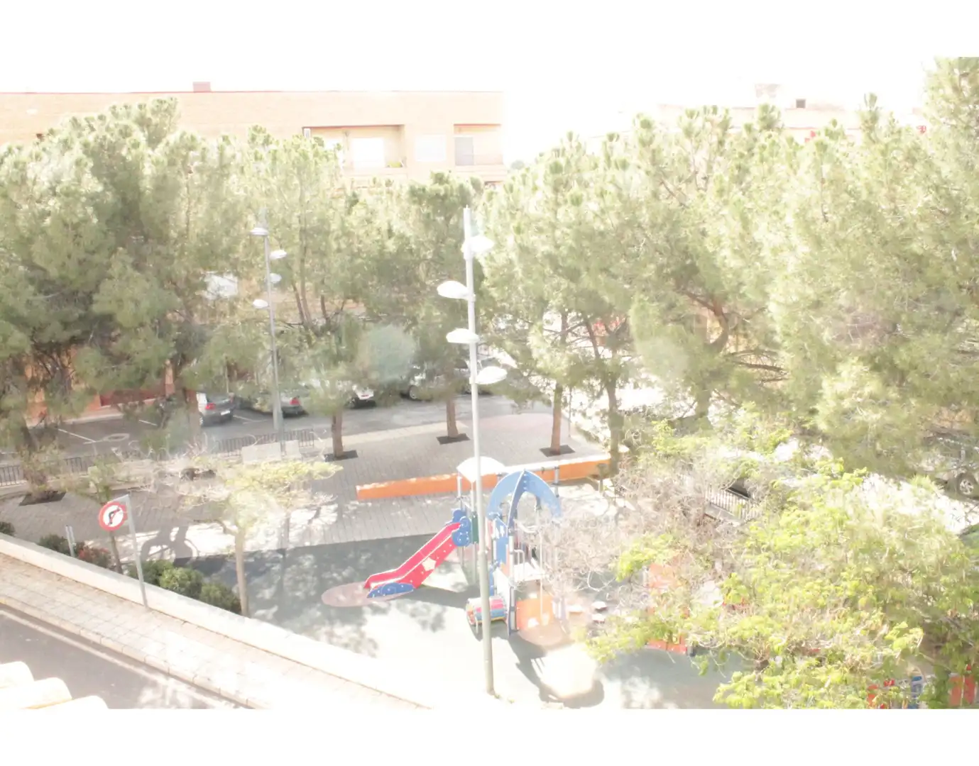 Vista exterior de Casa adosada en venta en El Pinós / Pinoso