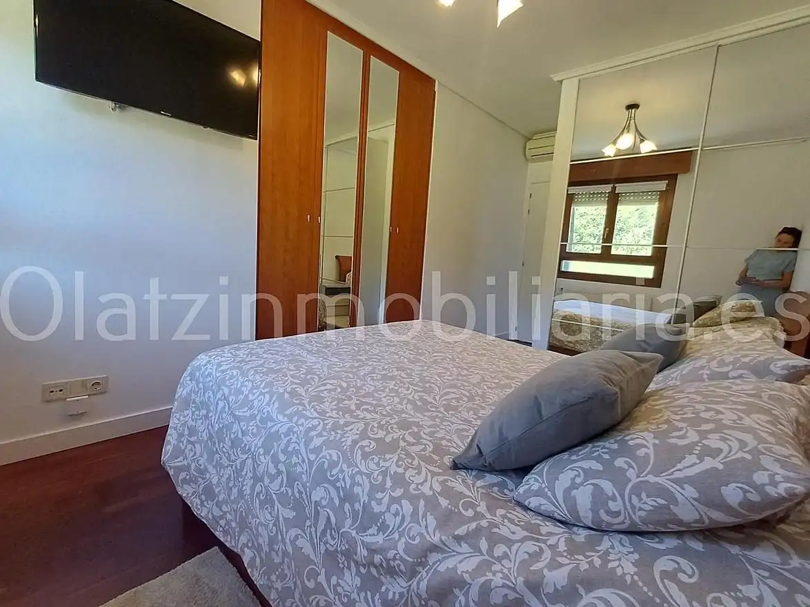 Schlafzimmer von Wohnung zum Verkauf in Güeñes mit Heizung, Abstellraum und Balkon