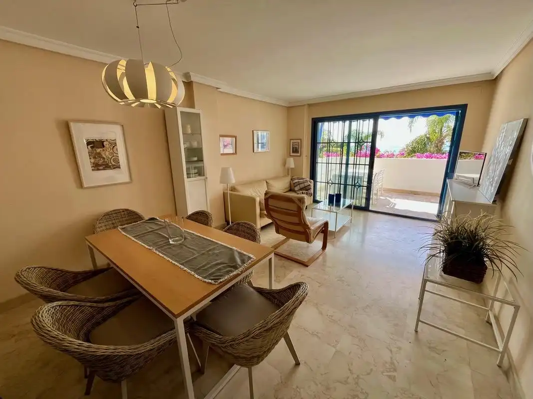 Comedor de Apartamento en venta en Almuñécar con Aire acondicionado, Terraza y Trastero