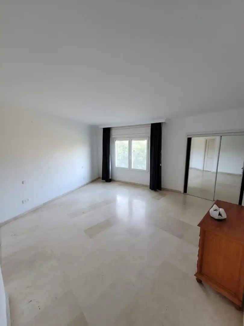 Apartament amb piscina en venda a Selwo, imagen 12