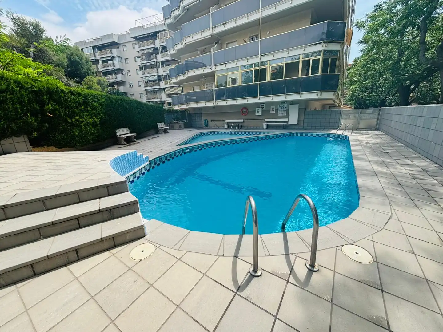 Schwimmbecken von Wohnung zum Verkauf in Salou mit Möbliert
