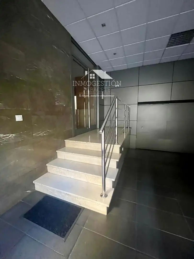 Appartamento con ascensore in vendita a Centro, imagen 2