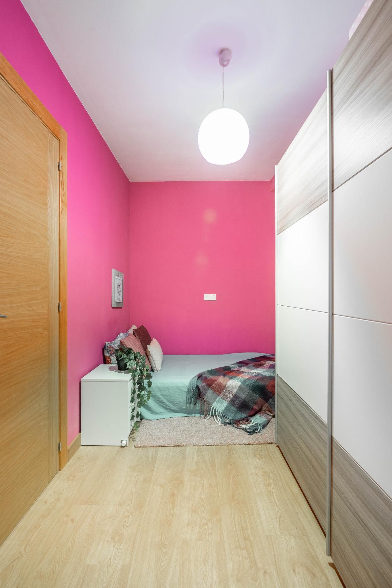 Dormitori de Pis en venda en Tineo amb Calefacció, Terrassa i Traster