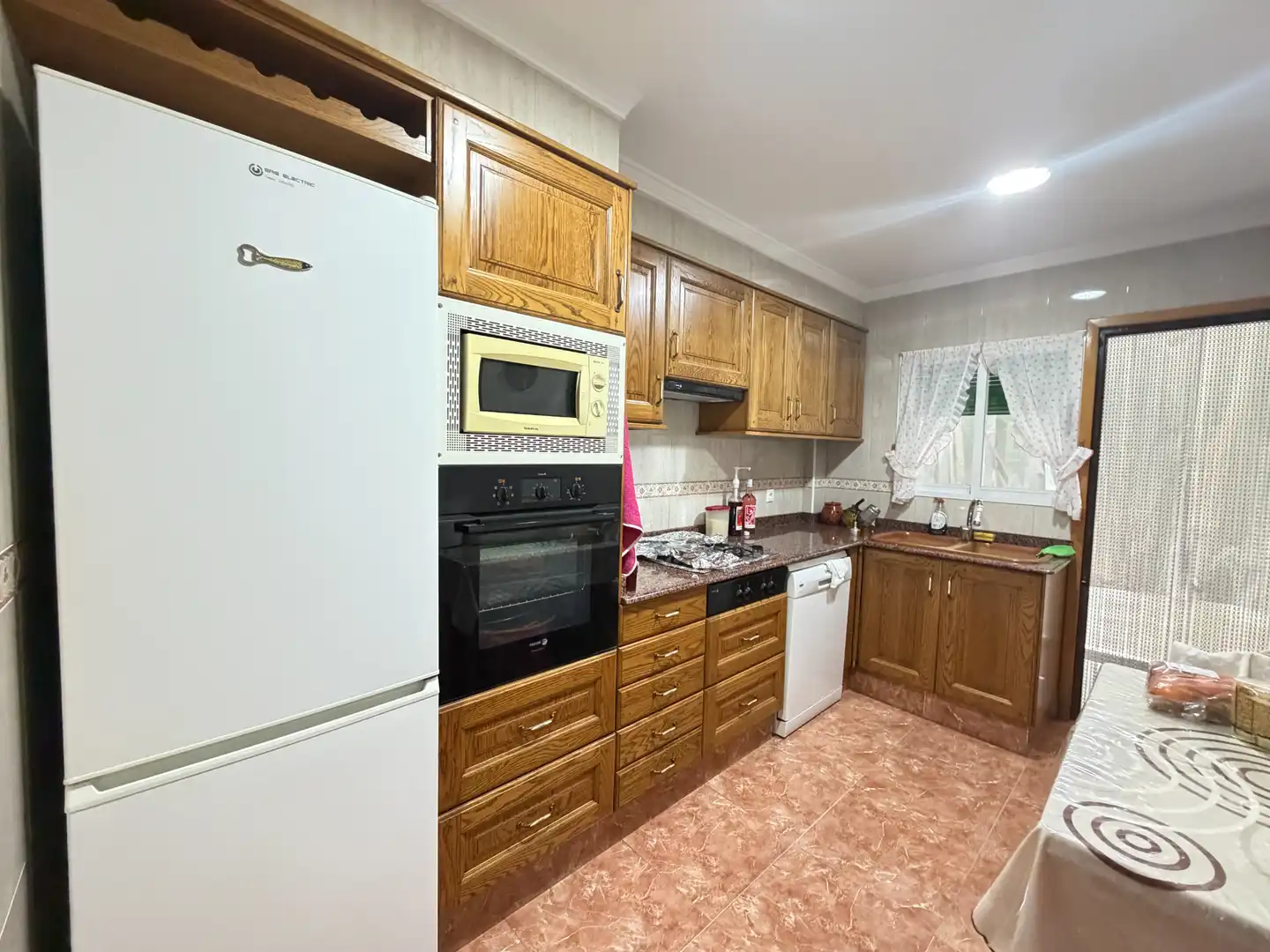 Cocina de Piso en venta en Carlet con Terraza, Trastero y Amueblado