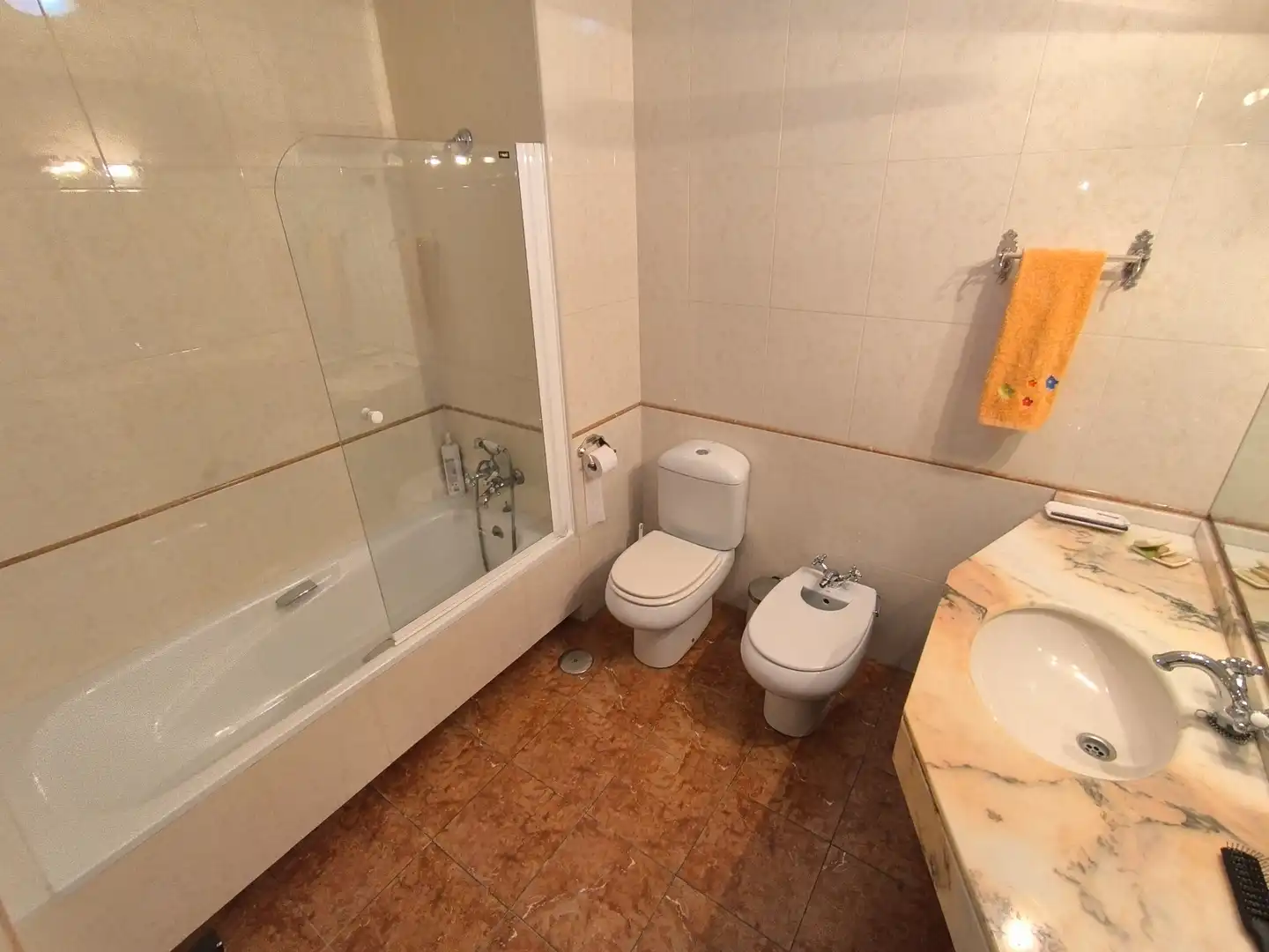 Badezimmer von Wohnung zum Verkauf in Palencia mit Heizung, Terrasse und Ofen