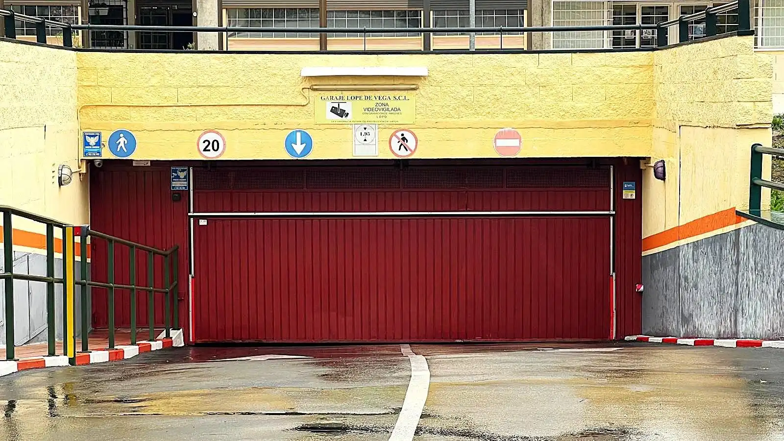 Parkplatz von Garage zum Verkauf in Leganés