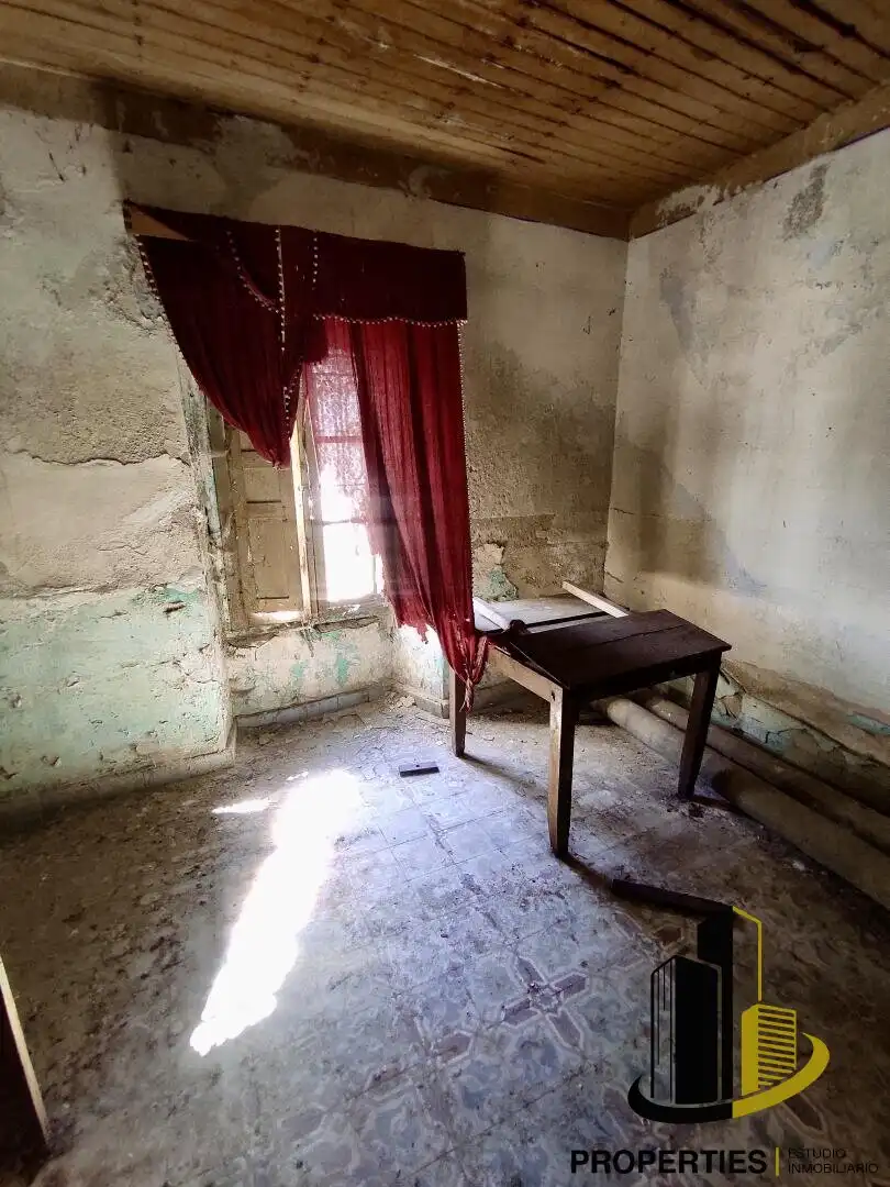 Bedroom of Houses for sale in Fuentes de Béjar