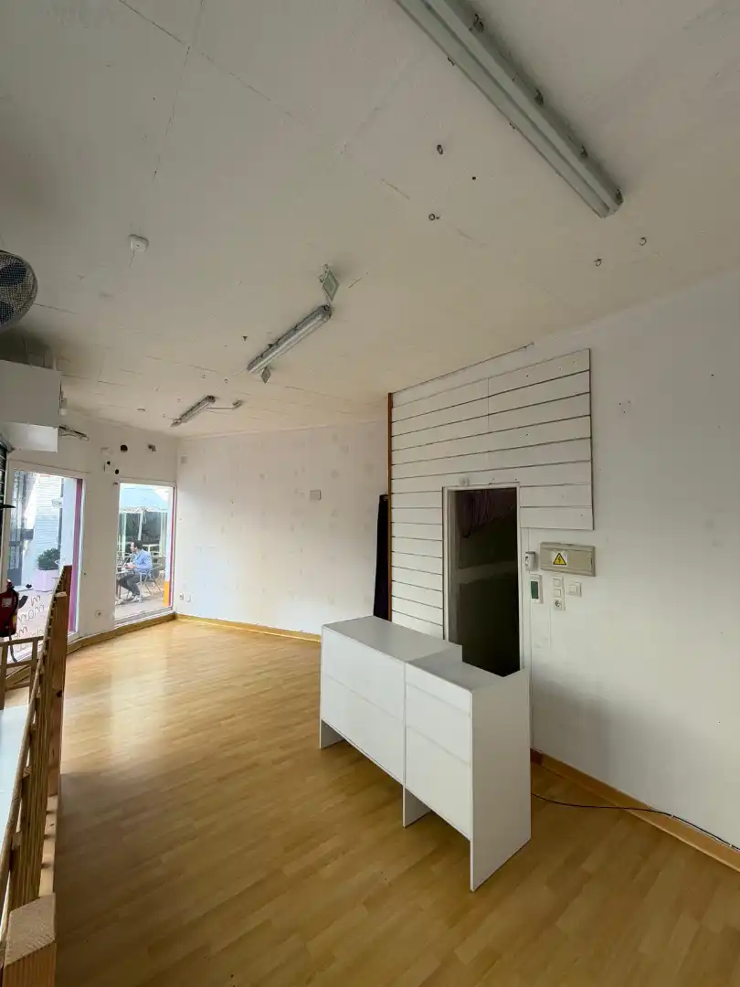 Business premises to rent in Calle Jardines 2, imagen 5