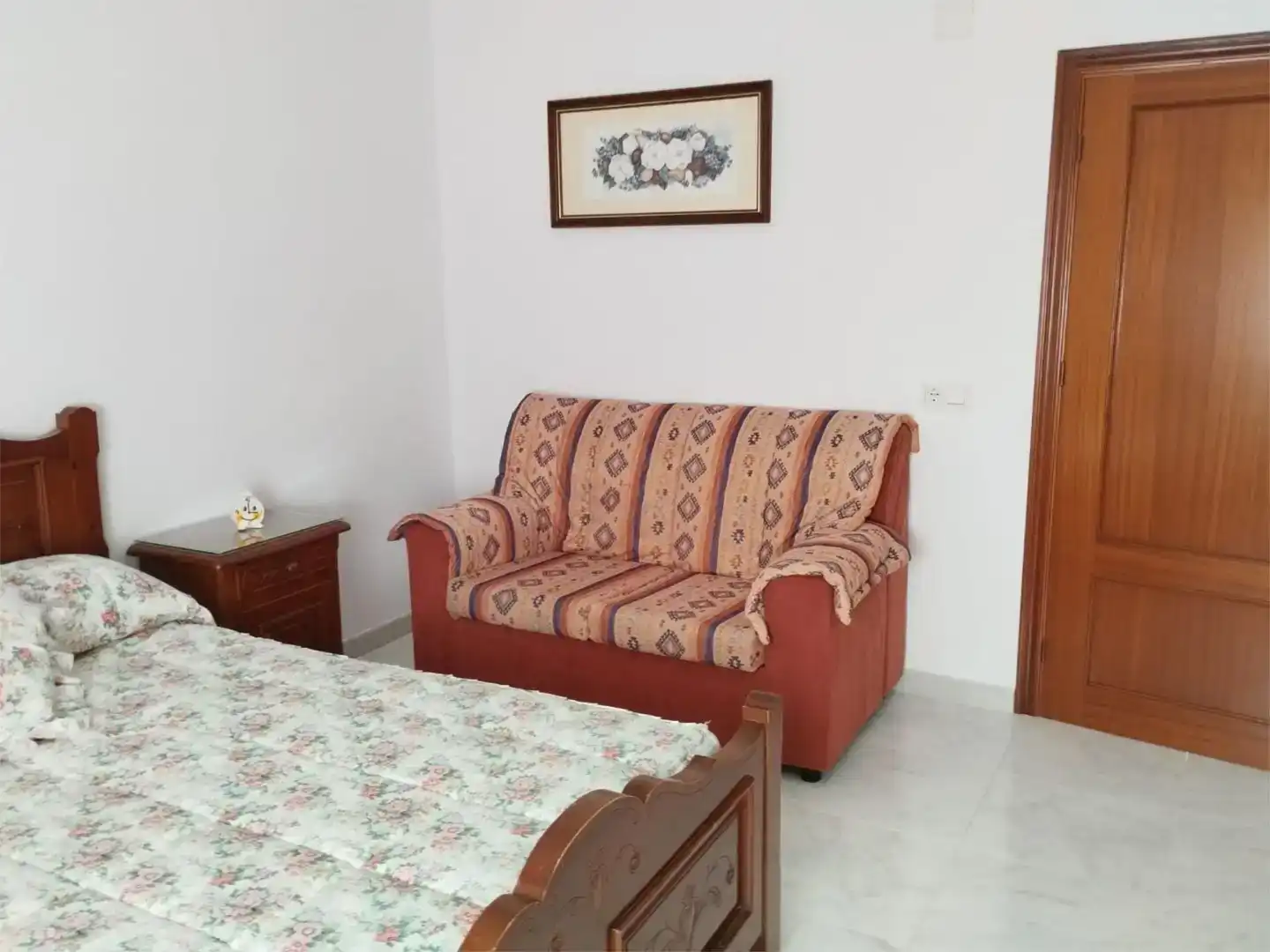 Sala d'estar de Casa adosada en venda en Carratraca, Málaga