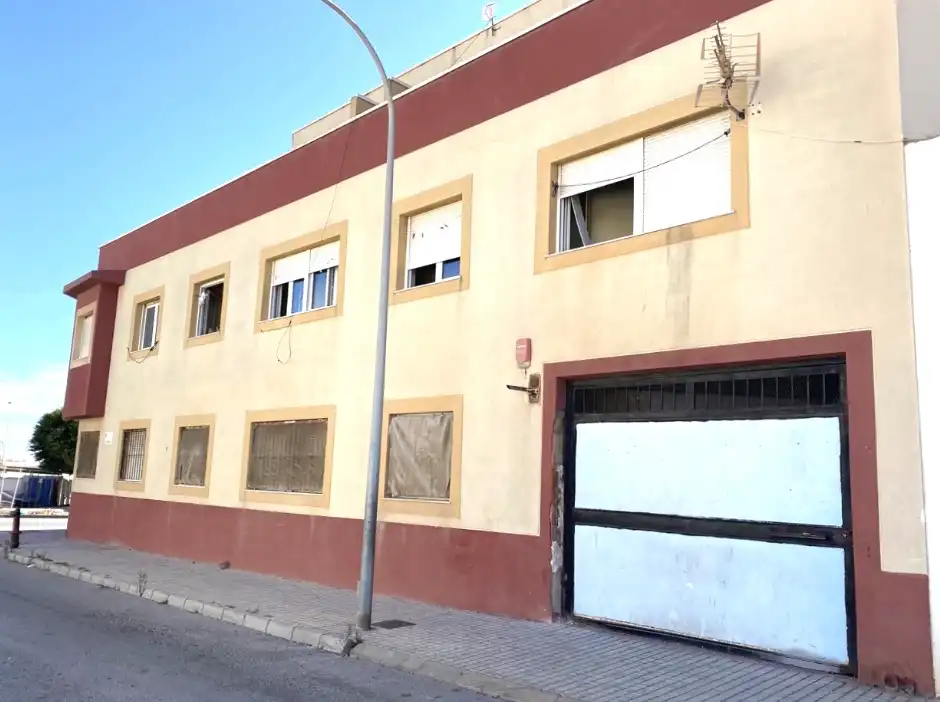 Individual for sale in Príncipe