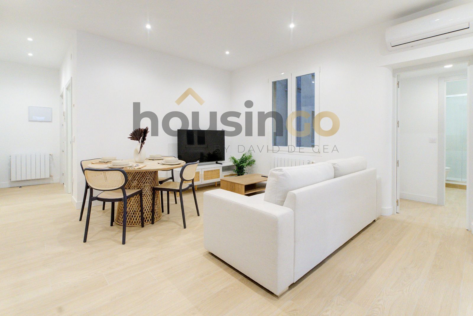 Sala d'estar de Pis en venda en  Madrid Capital amb Aire condicionat, Calefacció i Parquet