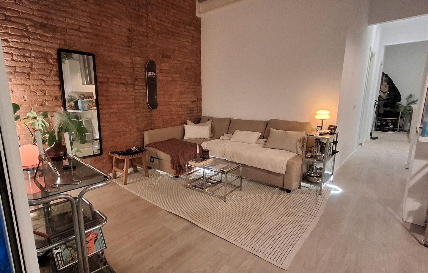 Sala de estar de Apartamento en venta en  Barcelona Capital con Aire acondicionado, Parquet y Amueblado