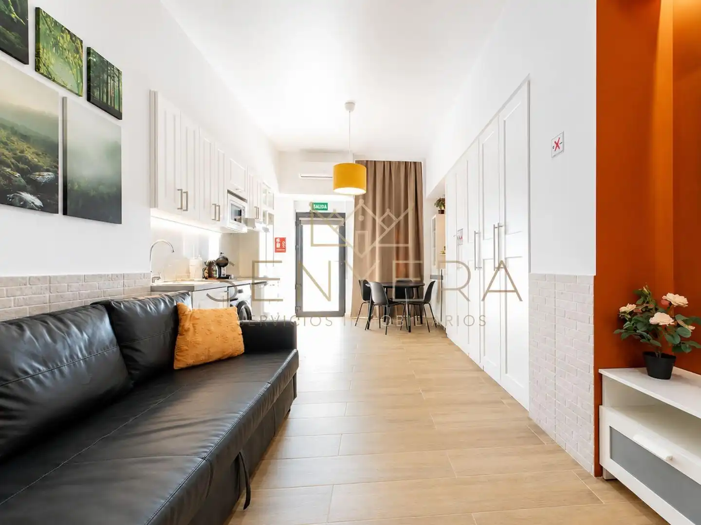 Living room of Study for sale in Valencia  with Air Conditioner and Furnished