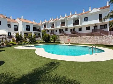 Reihenhaus mit Balkon zum Verkauf in Riviera del Sol