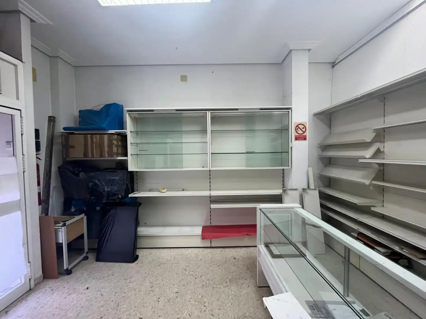 Local en venta en Sevilla con Aire acondicionado y Amueblado