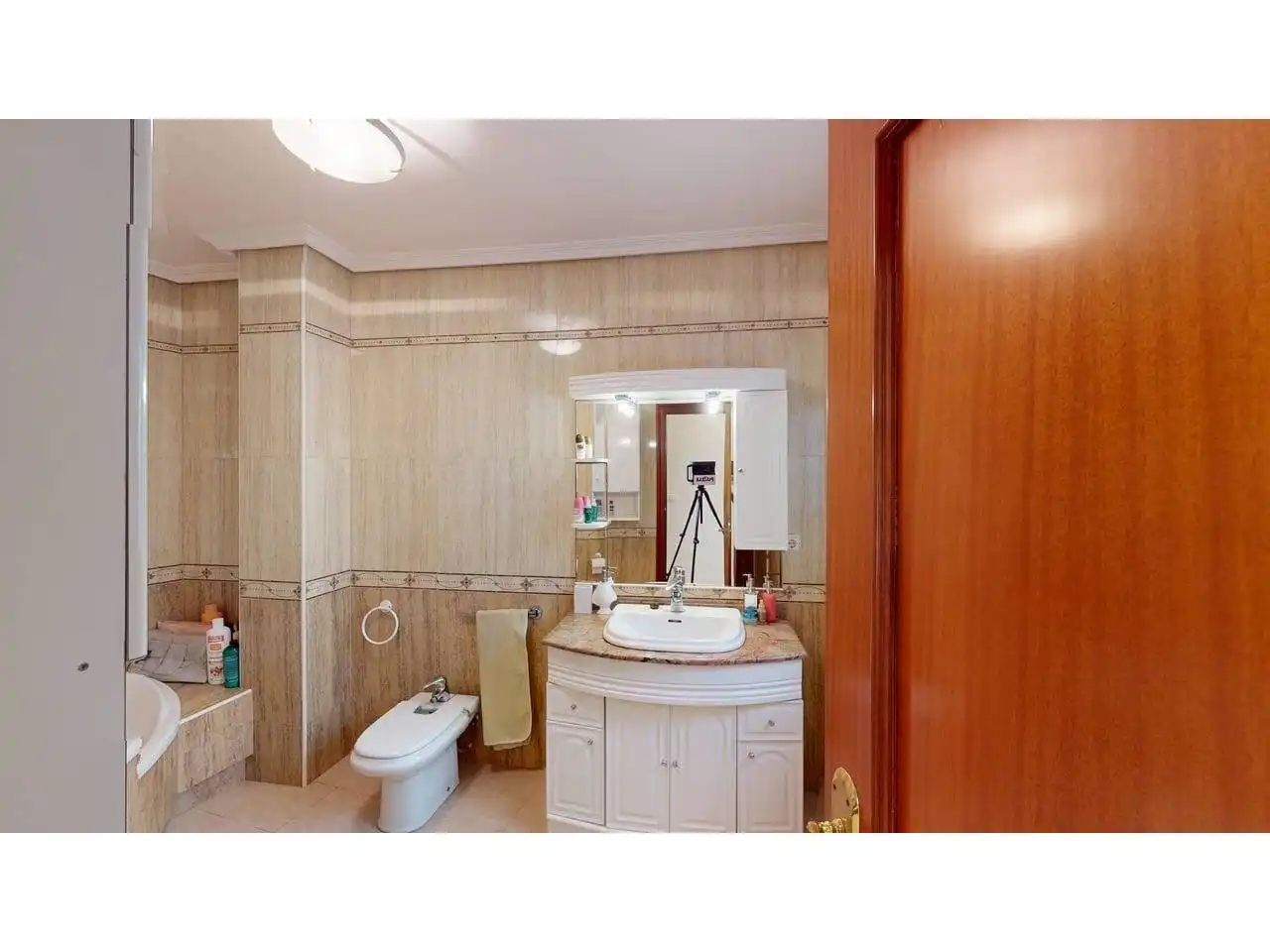 Baño de Ático en venta en Cehegín con Calefacción, Terraza y Balcón