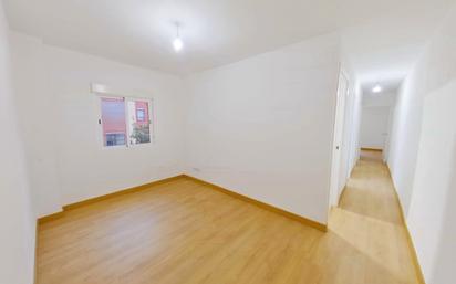 Bedroom of Flat to rent in  Madrid Capital  with Oven and Pets allowed