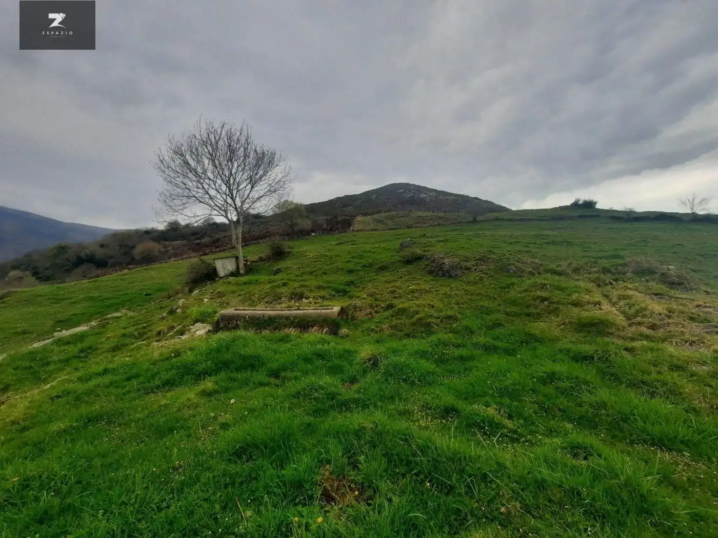 Local en venta en Valdáliga