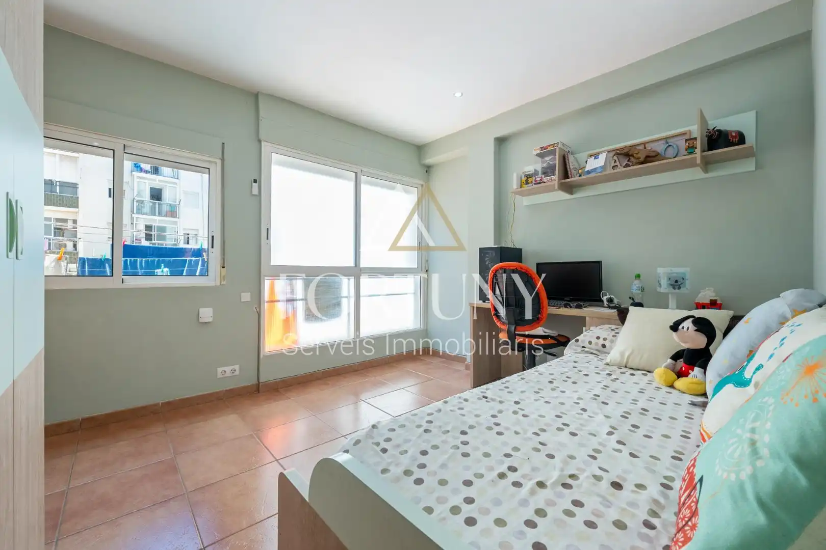Schlafzimmer von Wohnung zum Verkauf in Reus mit Klimaanlage und Heizung