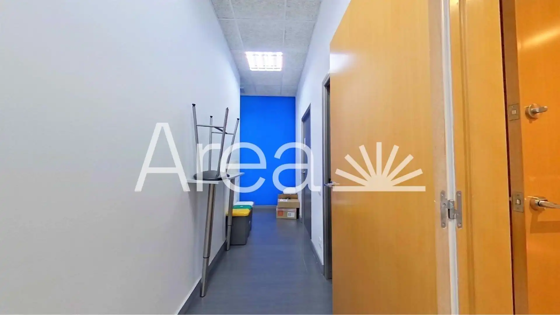 Office for sale in Mataró  with Air Conditioner and Heating