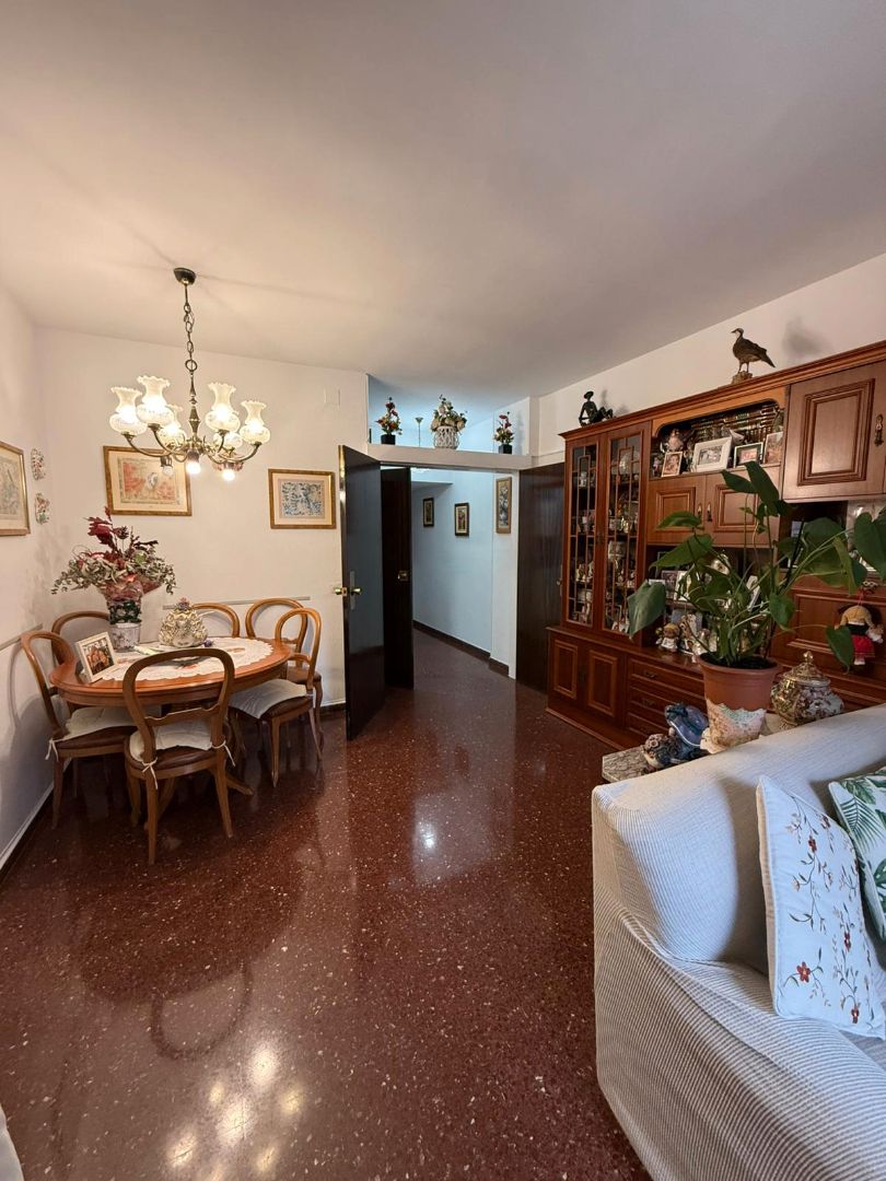 Flat for sale in  Barcelona Capital  with Furnished and Balcony