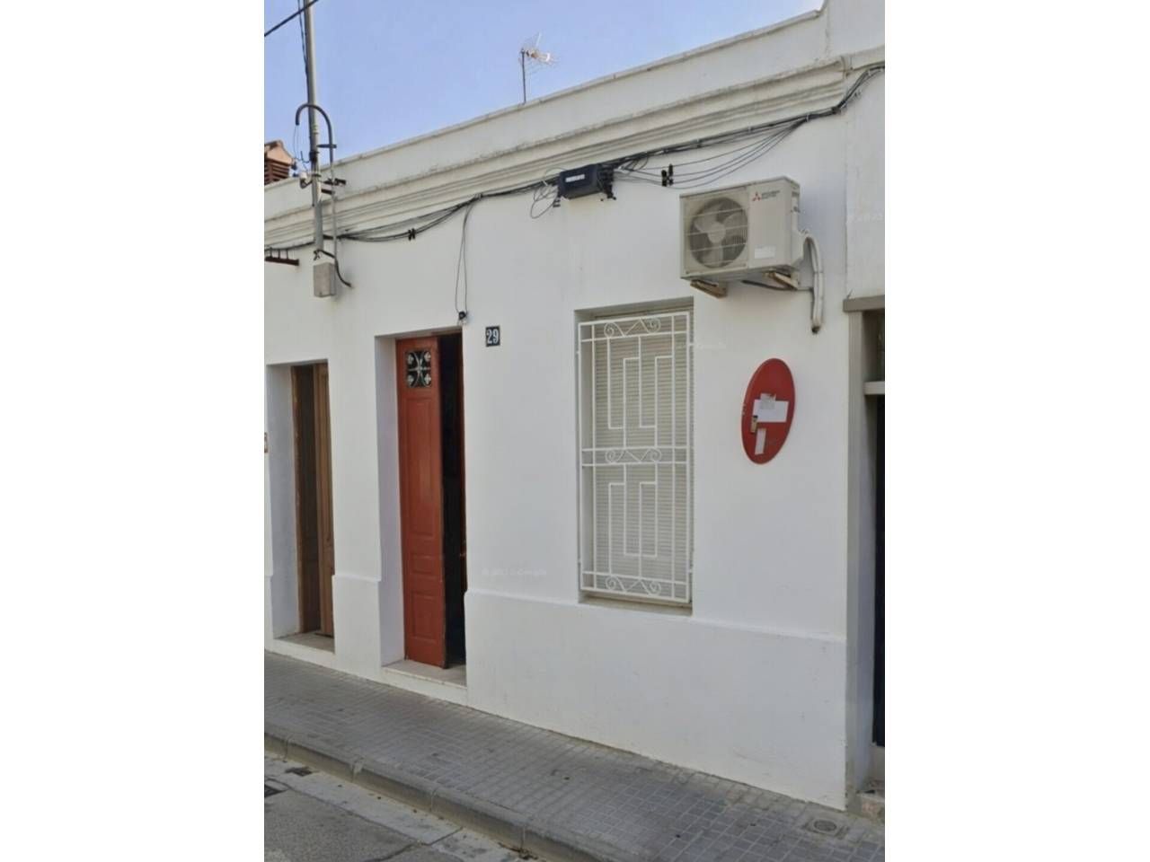 Vista exterior de Casa o xalet en venda en Sabadell amb Terrassa i Alarma