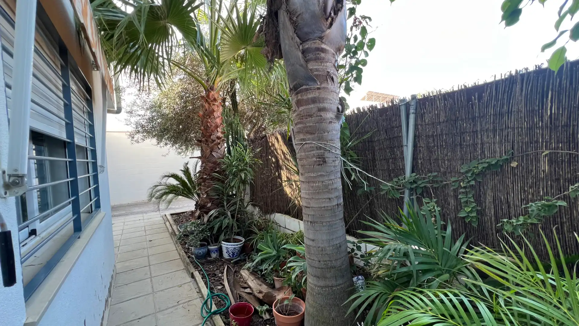 Jardí de Casa o xalet en venda en Espartinas amb Aire condicionat, Calefacció i Jardí privat