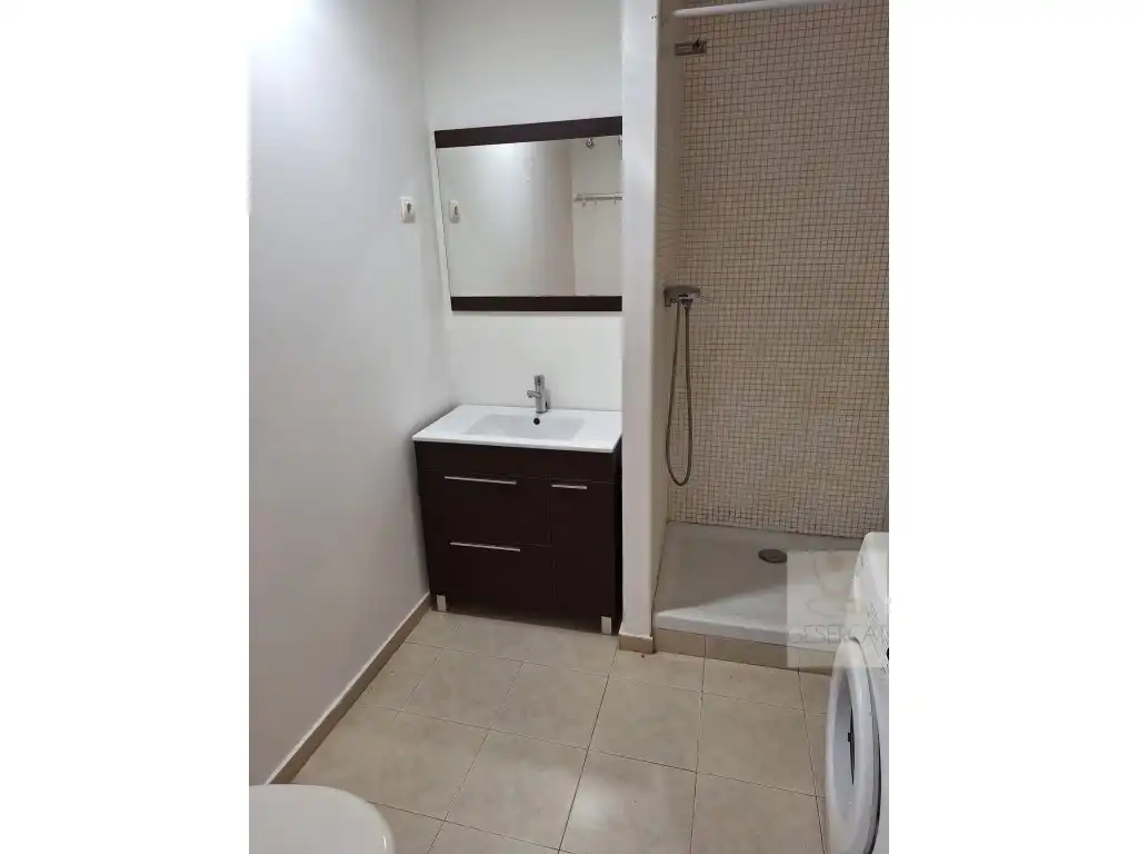 Baño de Local de alquiler en Creixell