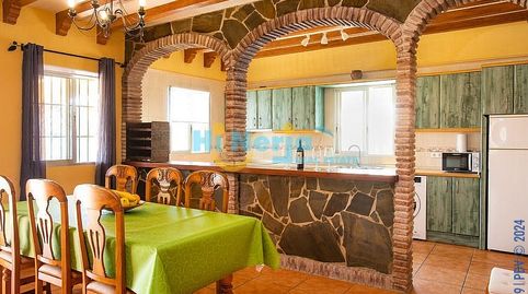 Villa orientada al sur con piscina privada, jardines y vistas al mar en venta en Punta Lara, Nerja, imatge 5
