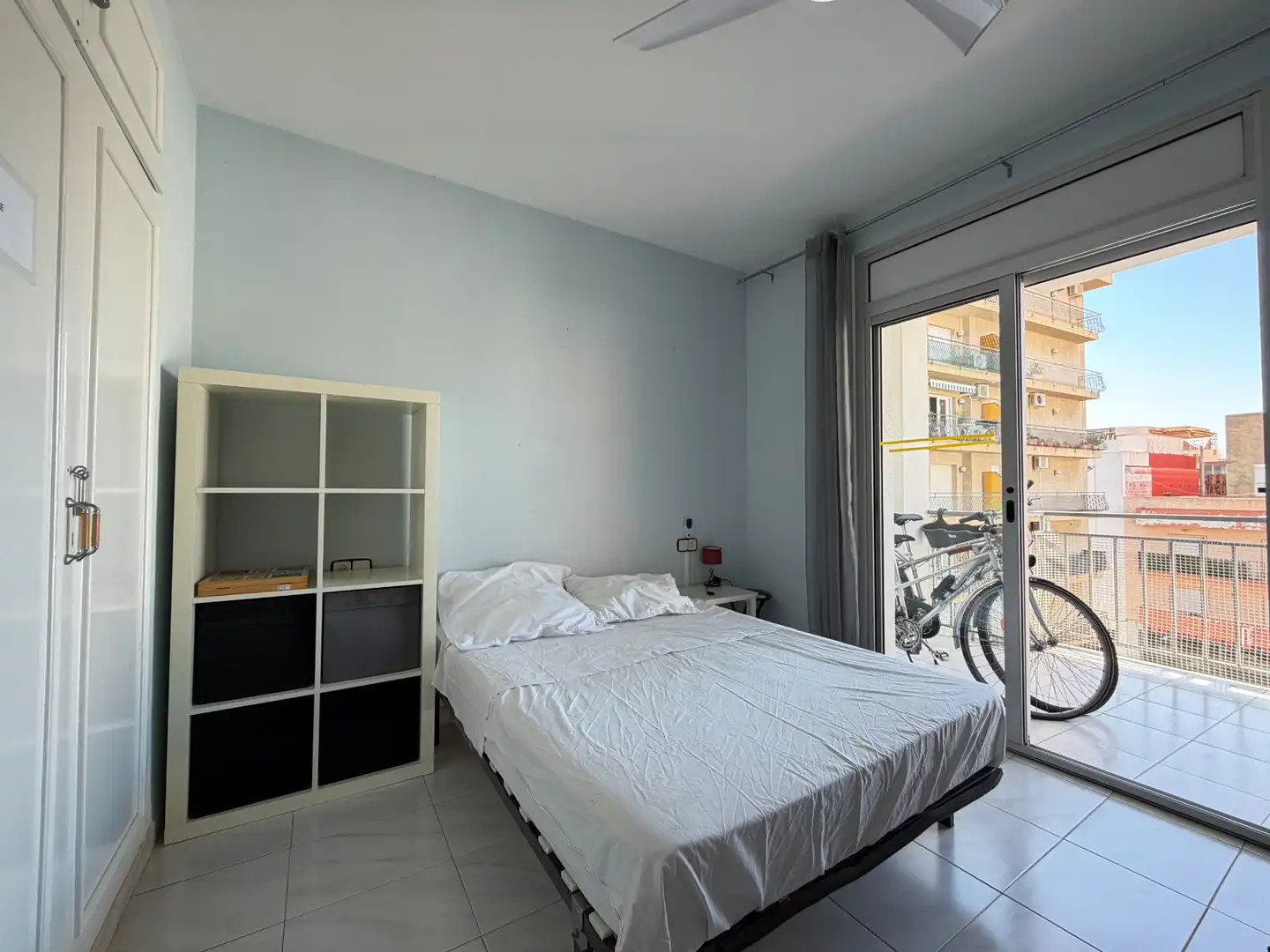 Habitación de Apartamento en venta en Roses con Aire acondicionado, Terraza y Amueblado