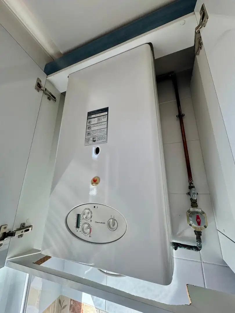 Badezimmer von Wohnung zum Verkauf in Guardo mit Heizung und Abstellraum
