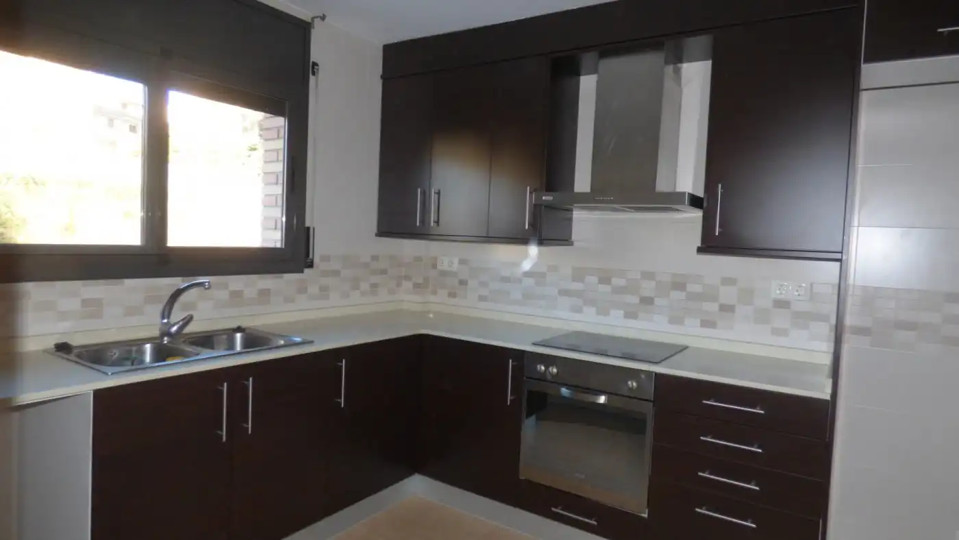 Cocina de Piso en venta en Sant Feliu de Codines con Terraza y Balcón