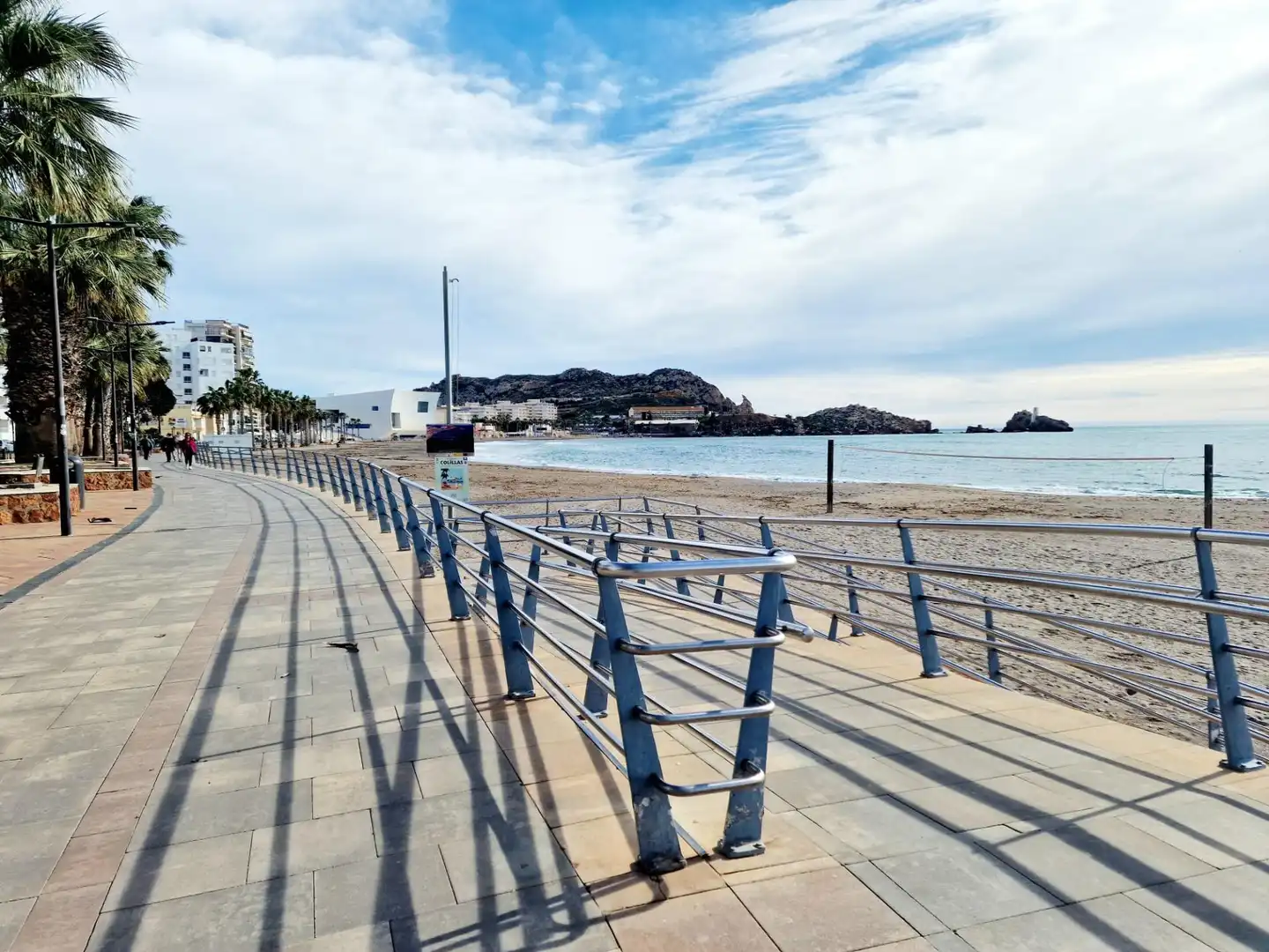 Vista exterior de Piso en venta en Águilas con Jardín privado, Terraza y Amueblado