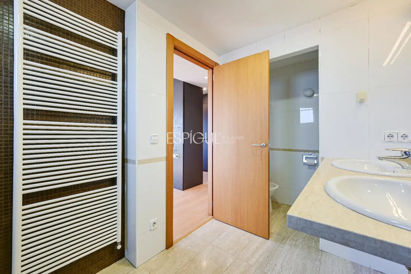 Attic for sale in Girona  with Air Conditioner, Heating and Terrace