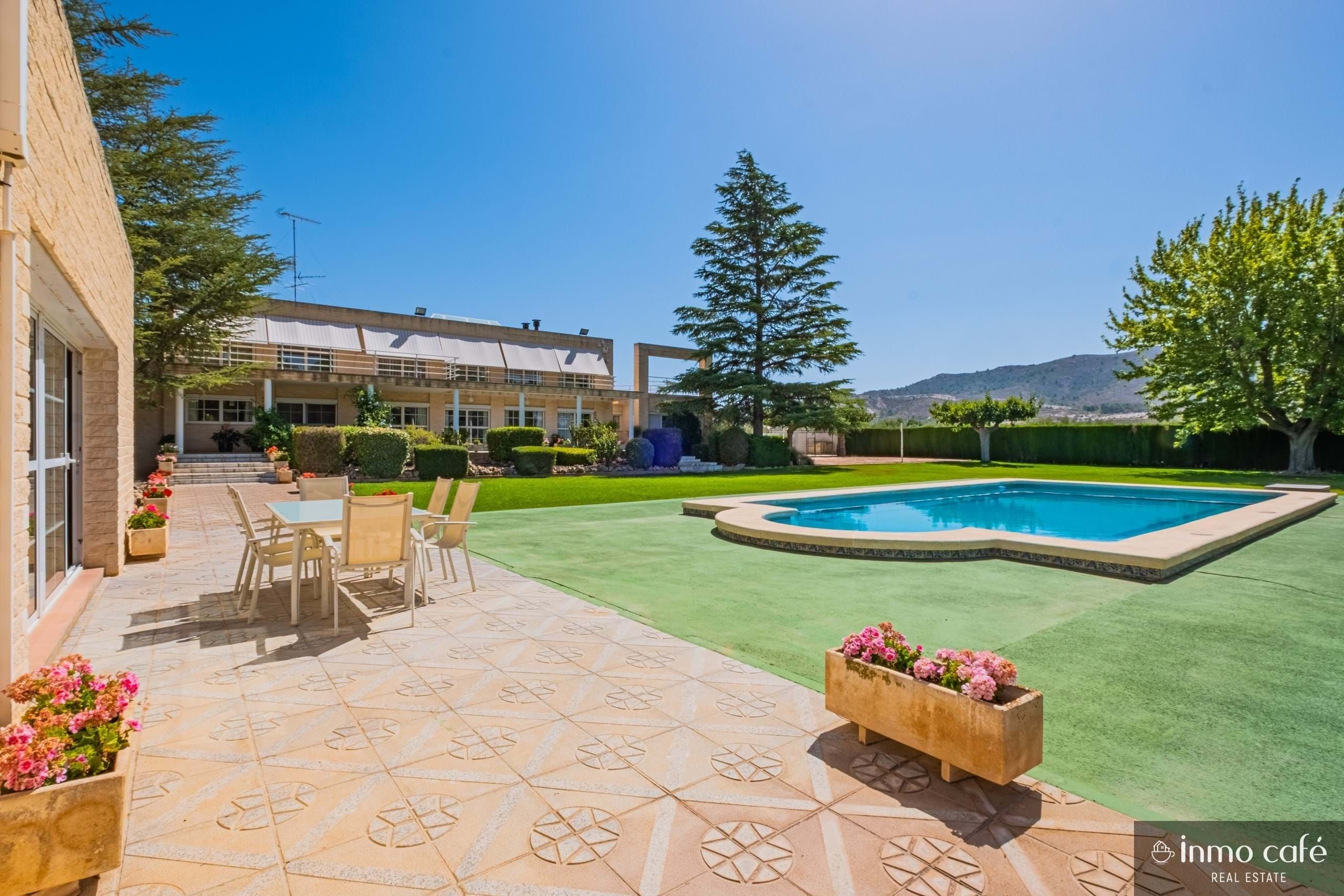 Jardín de Casa o chalet en venta en Villena con Aire acondicionado, Calefacción y Terraza