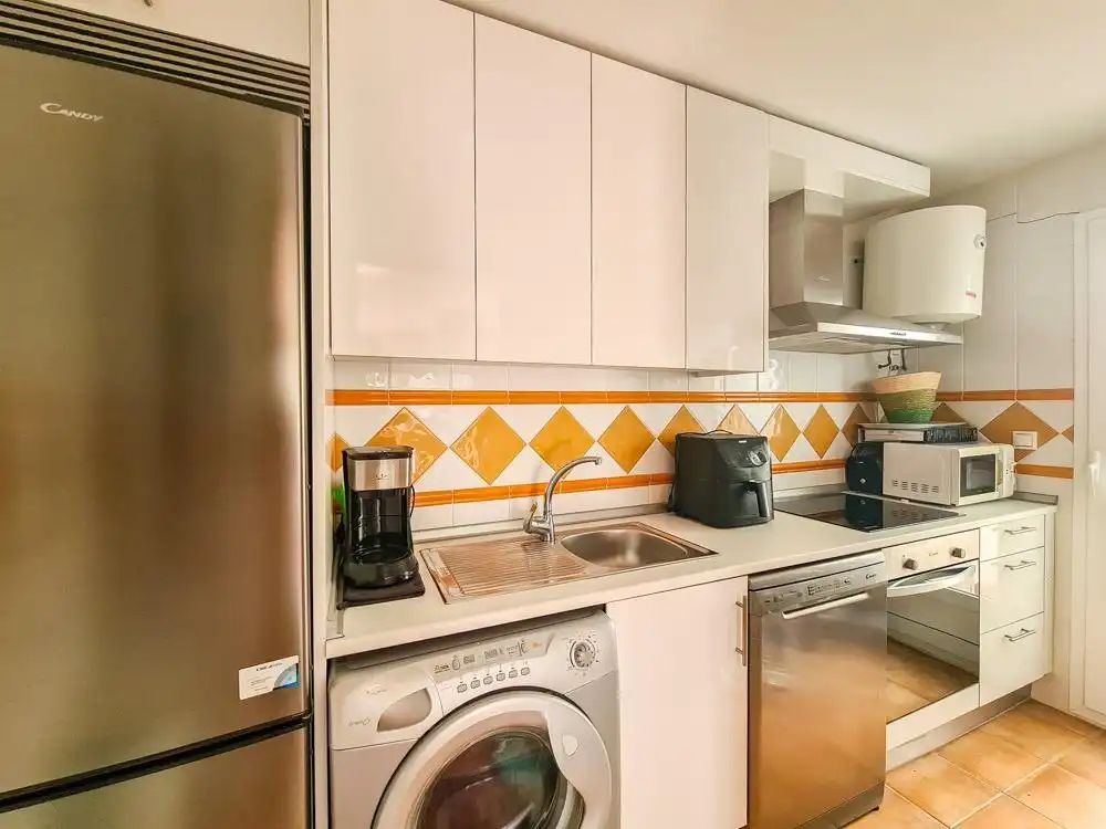 Vivienda con piscina en venta en Calle ALBARDIN, imagen 5