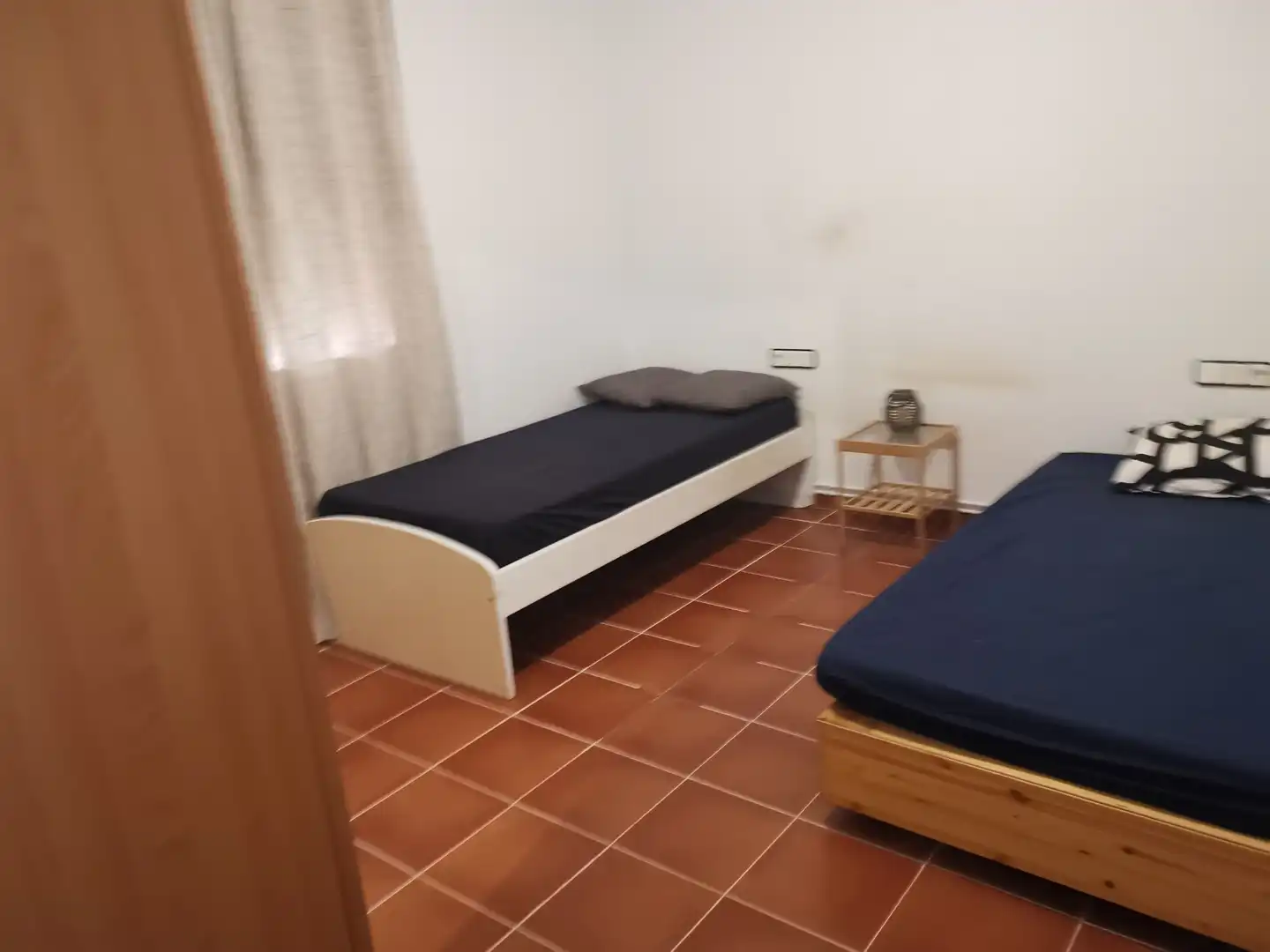 Dormitori de Pis en venda en Terrassa amb Calefacció, Balcó i Internet