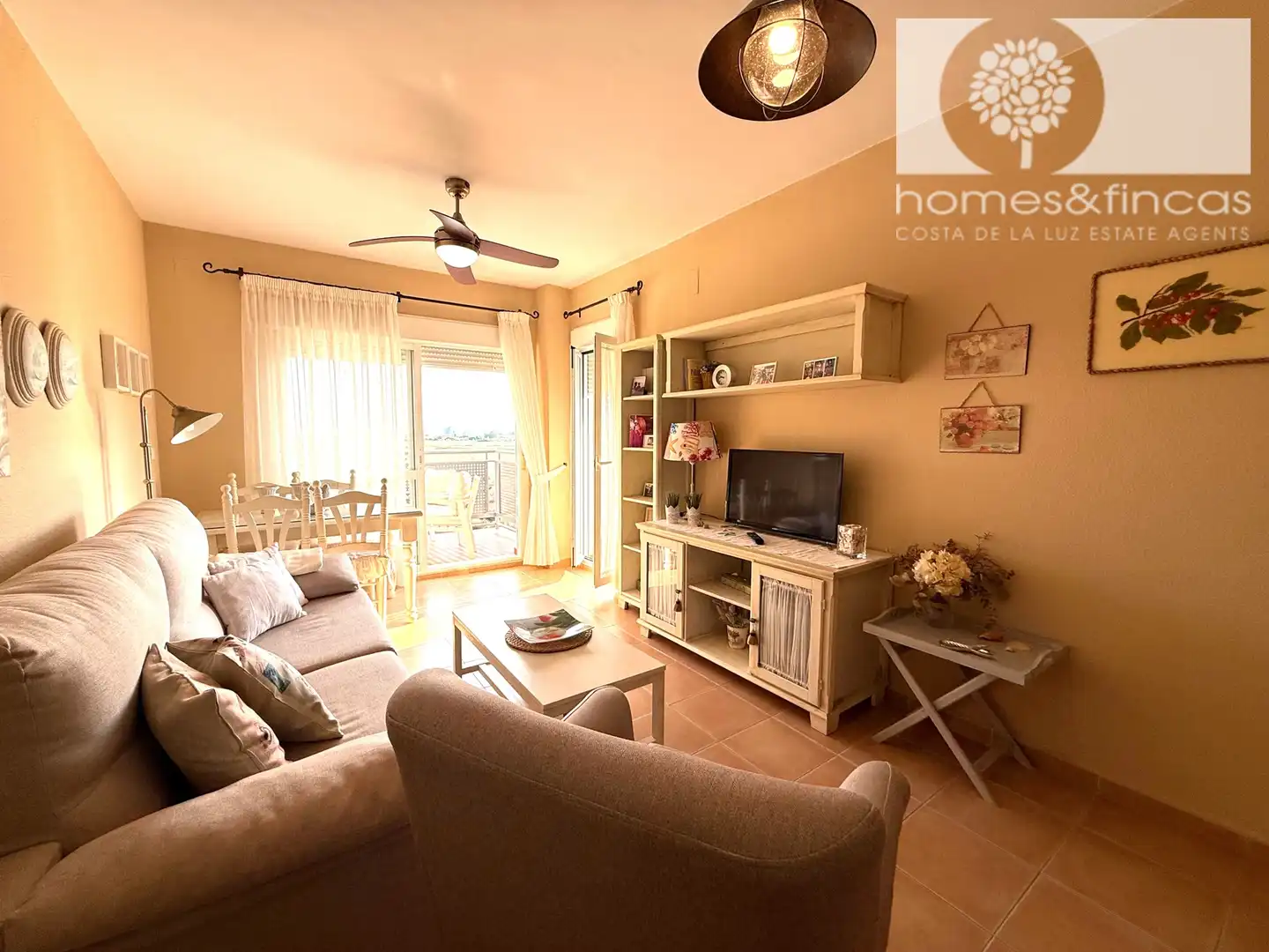 Living room of Flat for sale in Ayamonte  with Terrace and Furnished